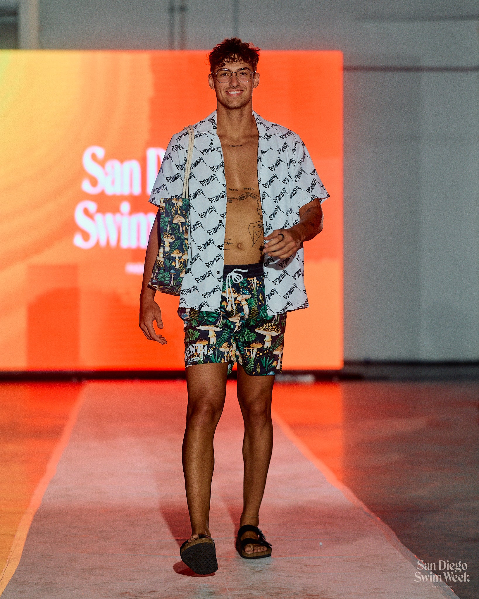 Be Mindful Wave Men's Hawaiian Camp Shirt